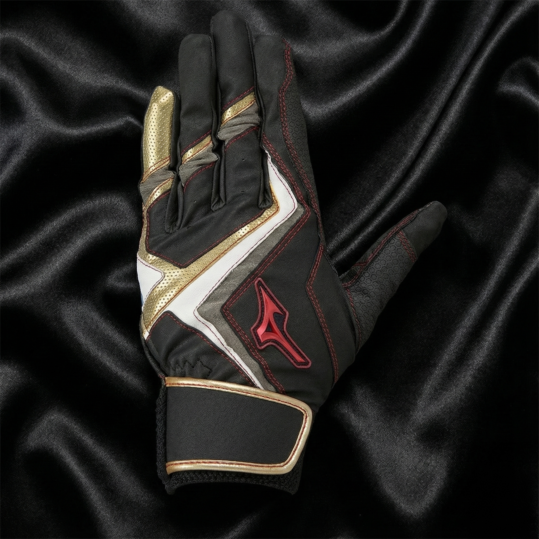 Mizuno Willdrive Red Youth Batting Gloves – POWER Model 3D Cut (Washable / Both Hands)